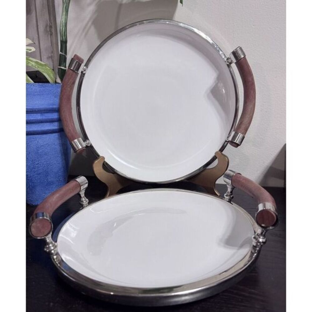 Set Of‎ Two White Ceramic Salad Trys With Wooden Handles And Chrome Rims. - Picture 2 of 14